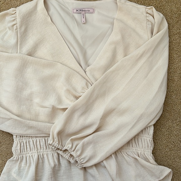 BCBG cream blouse - Picture 4 of 4